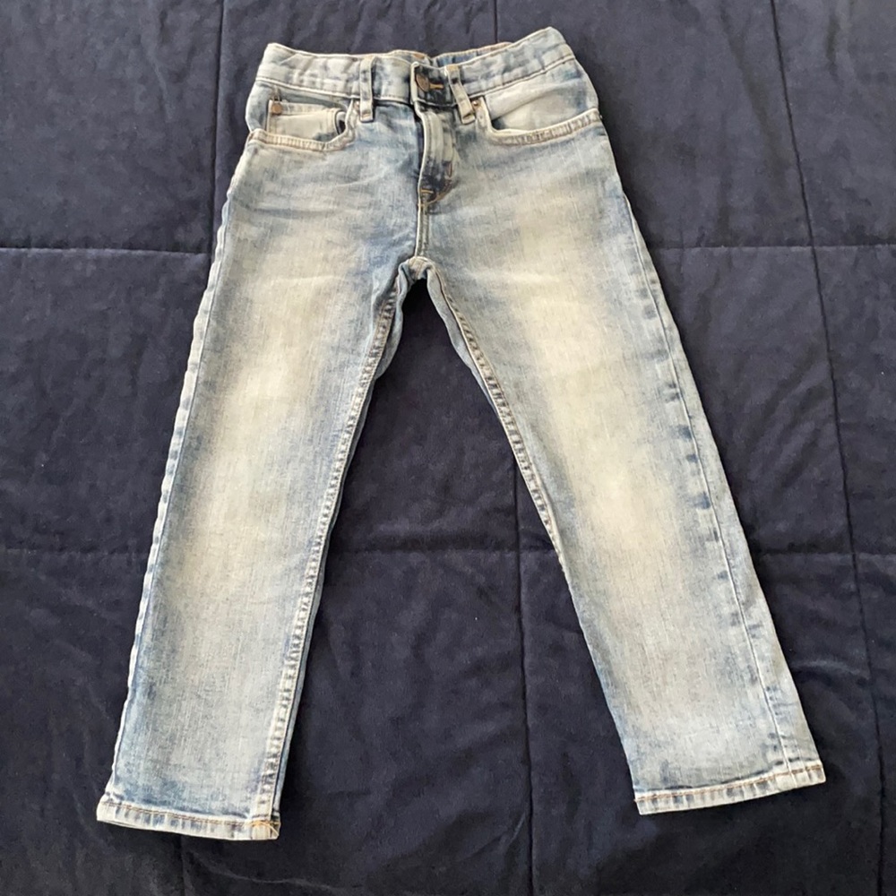 Jeans,slim fit,size 3-4 Y